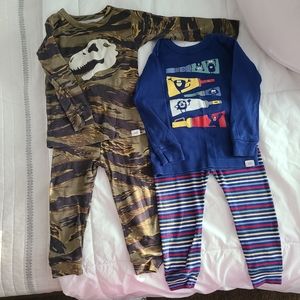 Gap pajamas 18-24 months